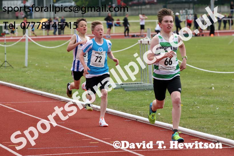 Boys under-13s 1500 metres, North Eastern Track and Fields Champs., Middlesbrough. Photo: David T. Hewitson/Sports for All Pics